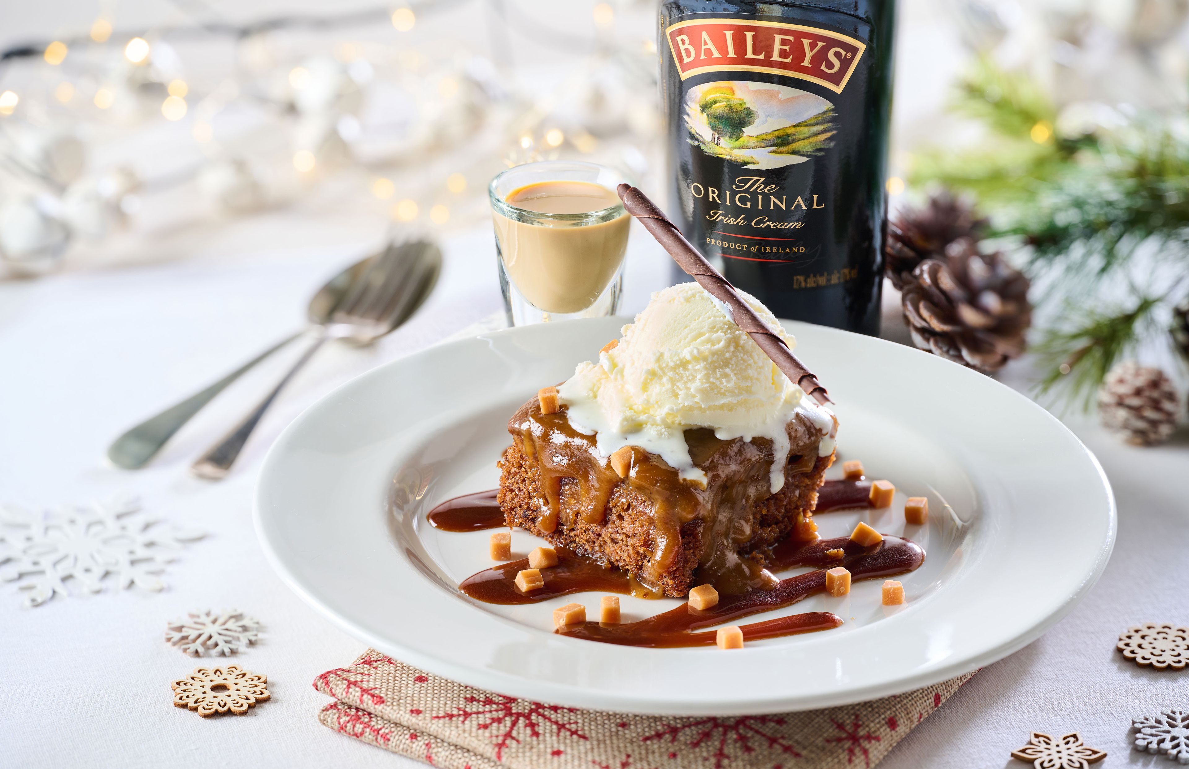 Festive Lunch & Dinner at The Horseshoe Inn in Tatenhill